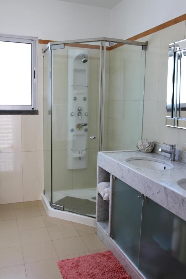 Villa Abreu - A Wonderful Ocean View Calheta  Buitenkant foto