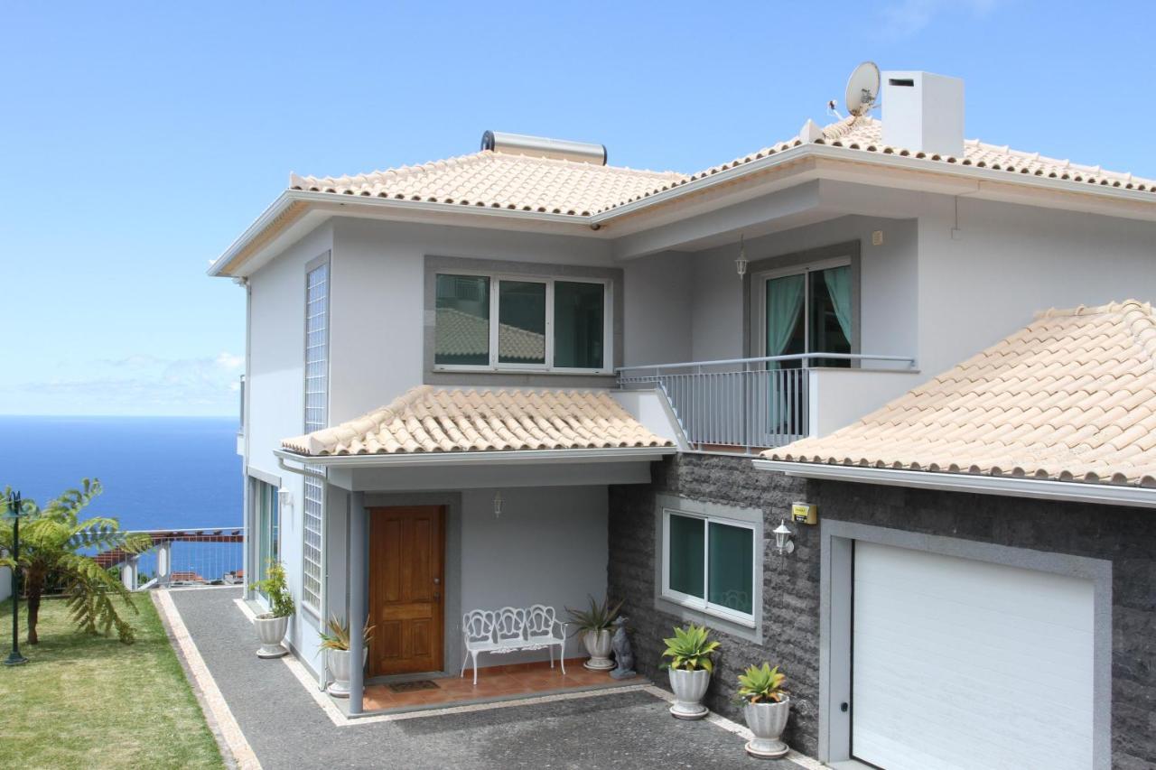 Villa Abreu - A Wonderful Ocean View Calheta  Buitenkant foto