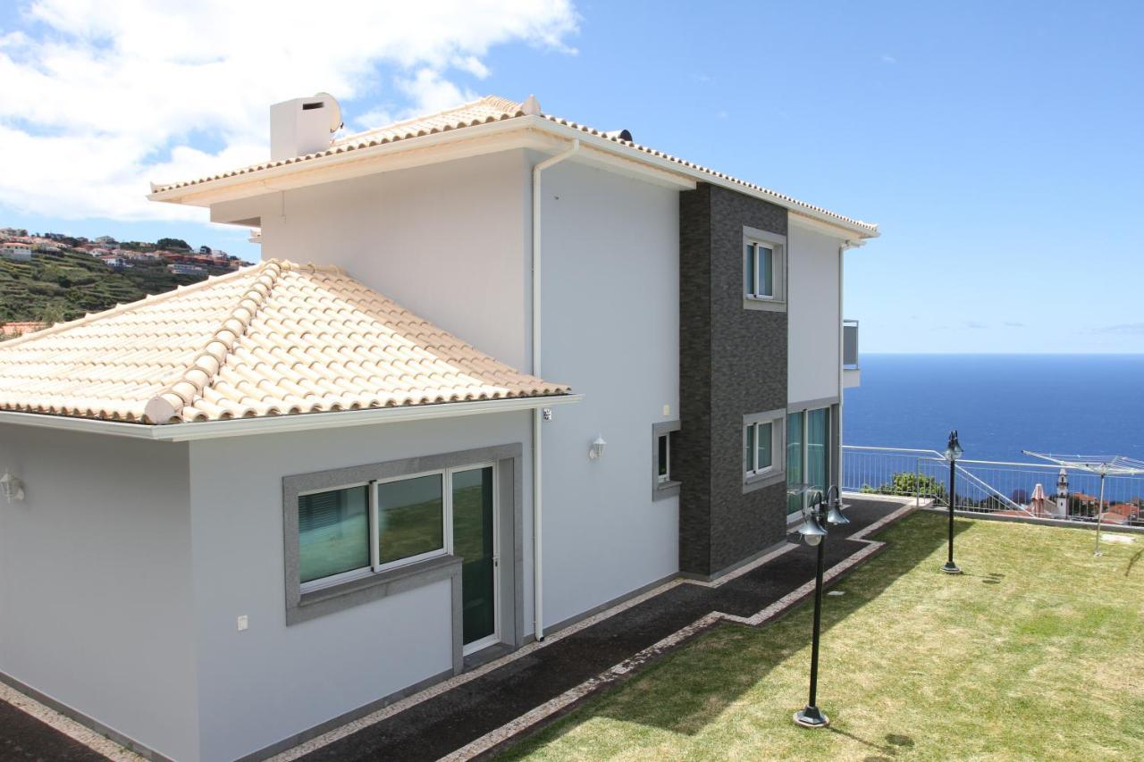 Villa Abreu - A Wonderful Ocean View Calheta  Buitenkant foto