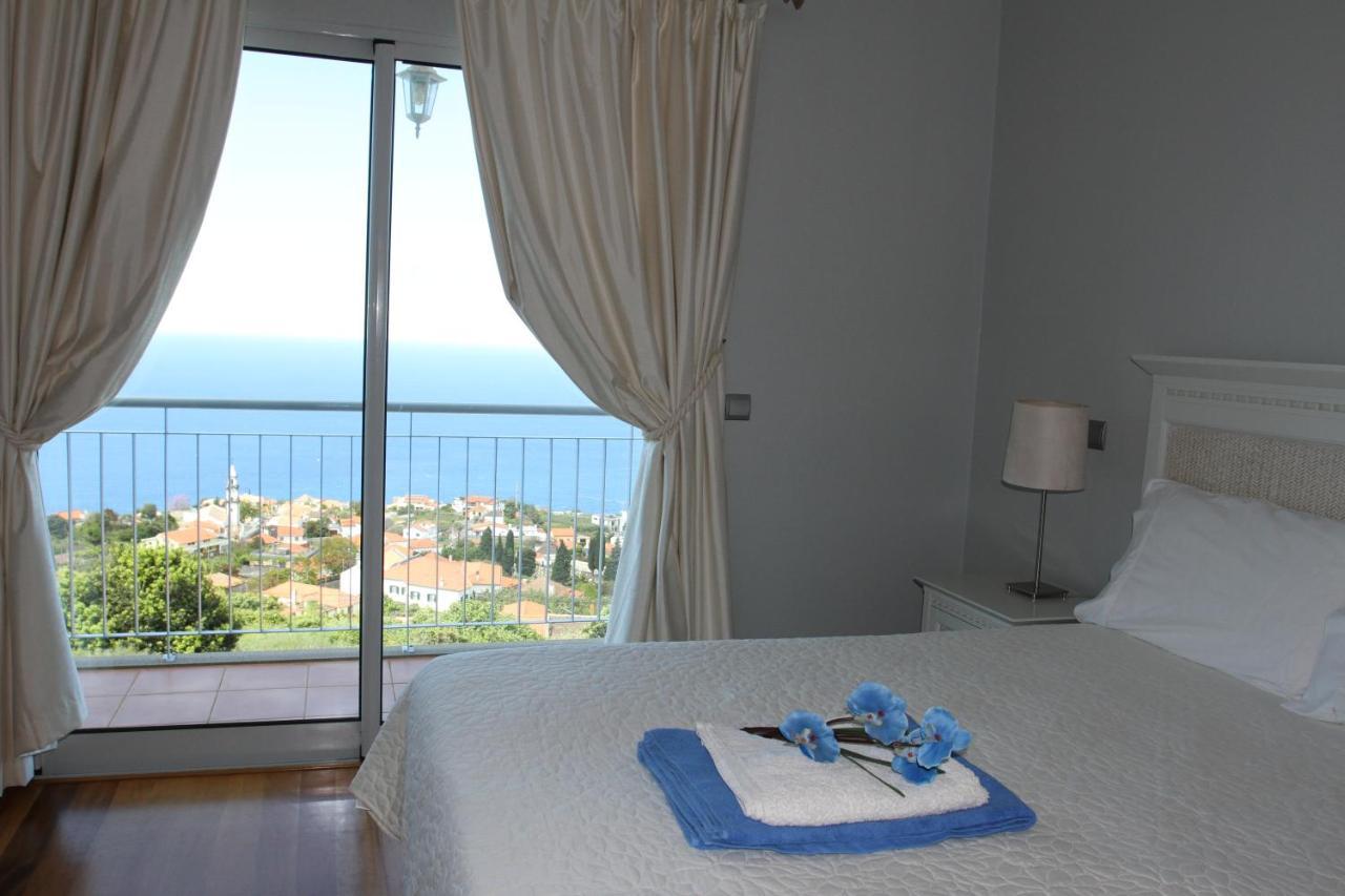 Villa Abreu - A Wonderful Ocean View Calheta  Buitenkant foto