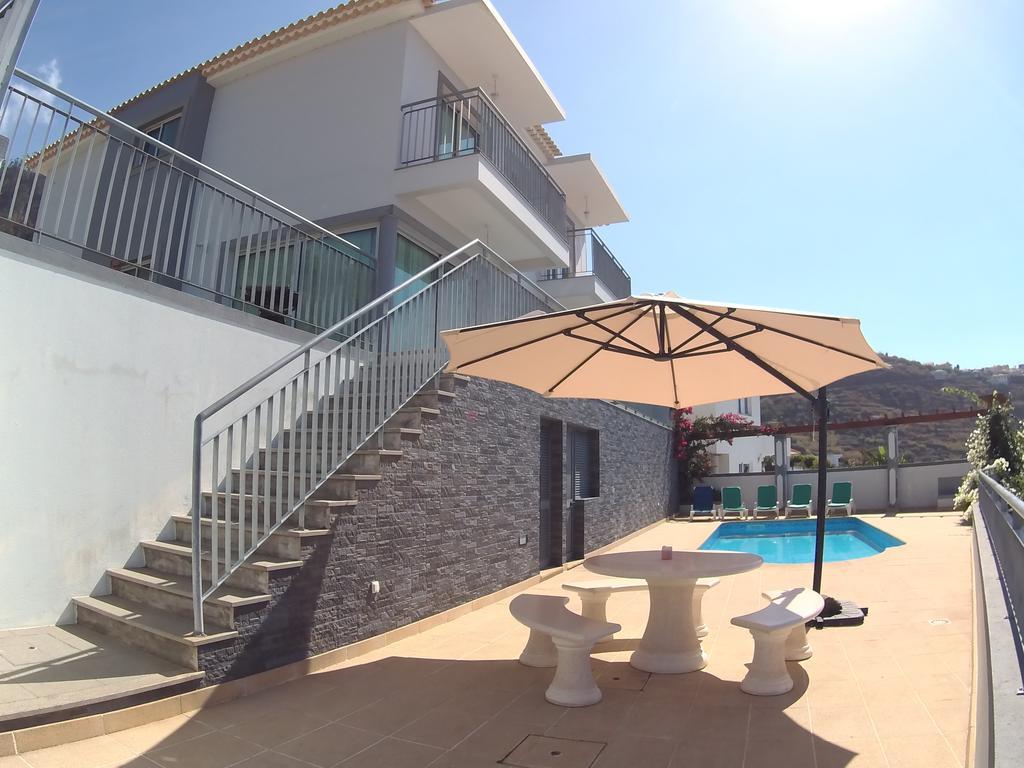Villa Abreu - A Wonderful Ocean View Calheta  Buitenkant foto