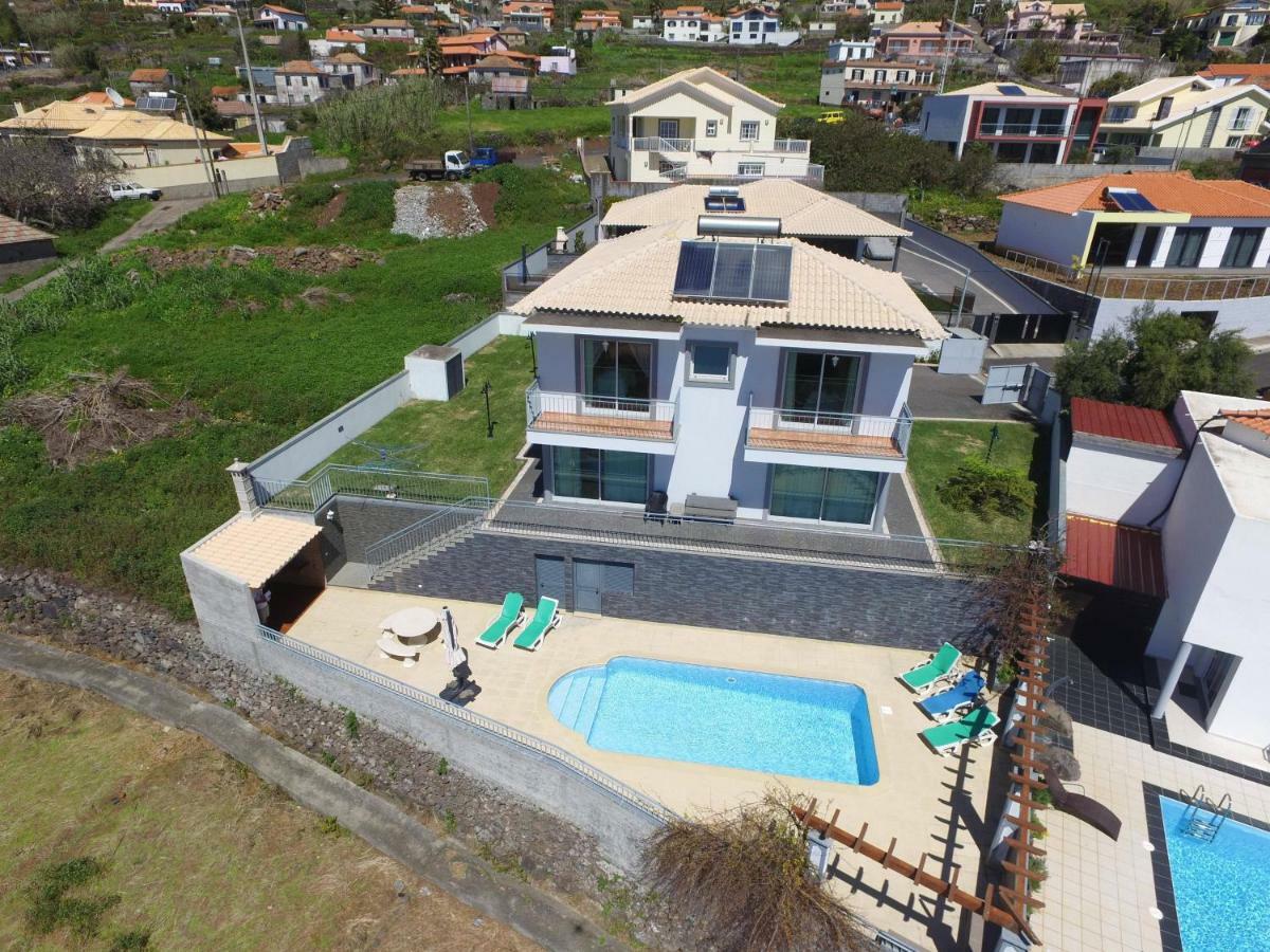 Villa Abreu - A Wonderful Ocean View Calheta  Buitenkant foto